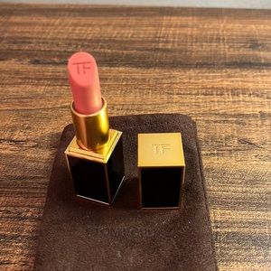 Tom Ford Lipstick in Coral Pink No Box